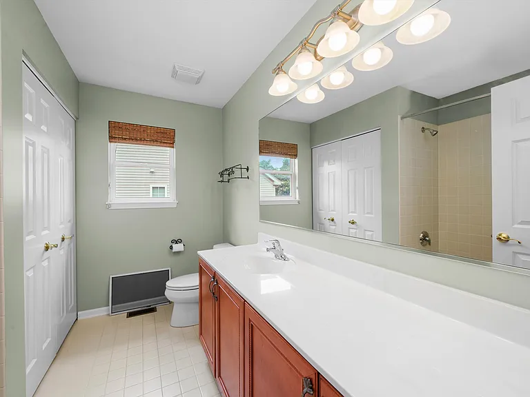 5670 Brentwood Dr — Photo 34