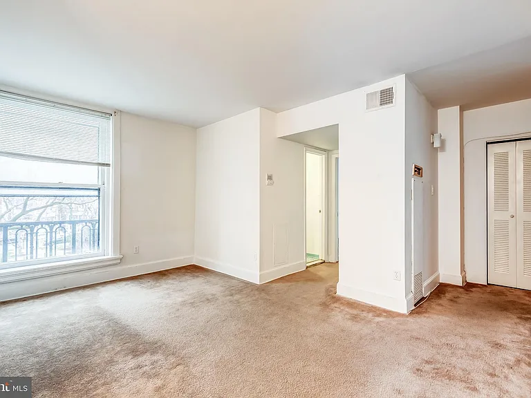 3060 16th St NW #308 — Photo 5