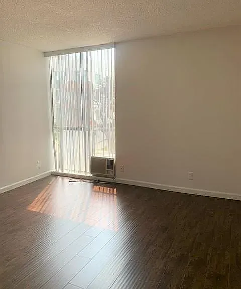 1932 Overland Ave #208 — Photo 23