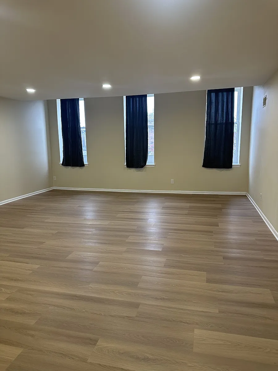 Building Photo - 1628 McCulloh St #2