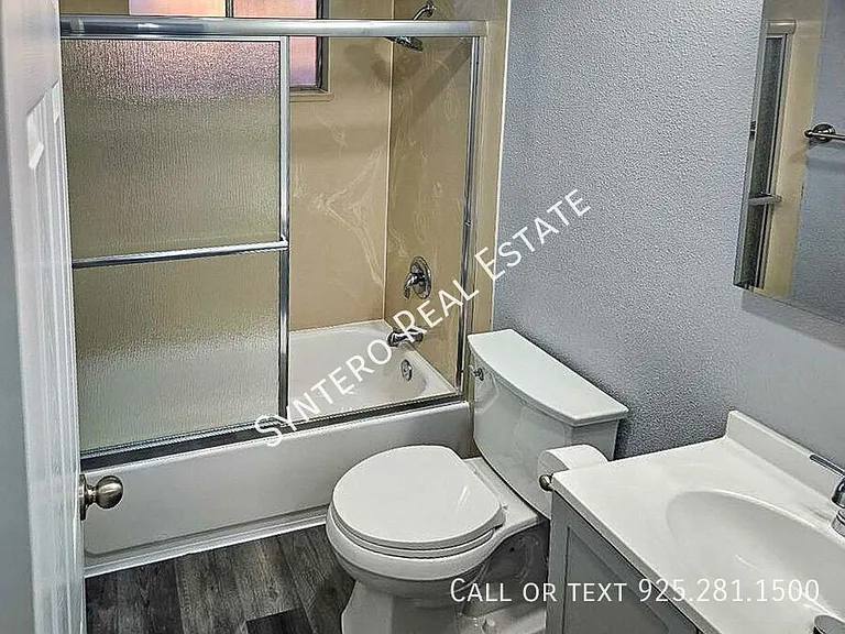 1524 Glazier Dr #4 — Photo 7