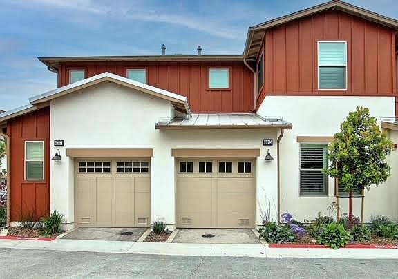 One car garage, door to the right.