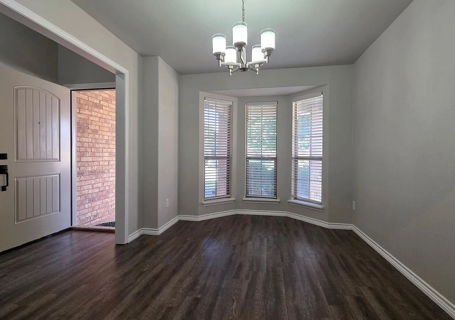 For Lease -Geourgous 3/2/2 - Milwaukee Ridge - Frenship Isd — Photo 3