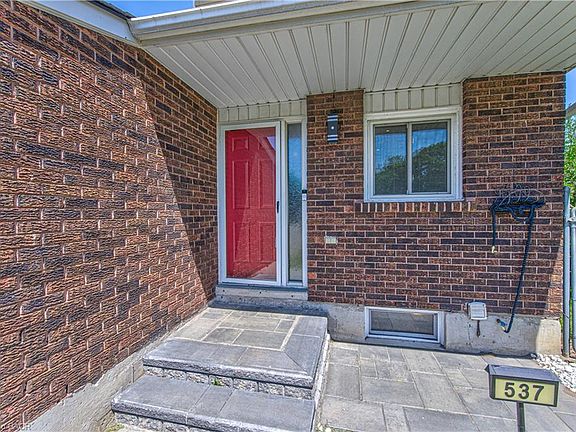 3rd image of 537 Shingle Bridge Pl