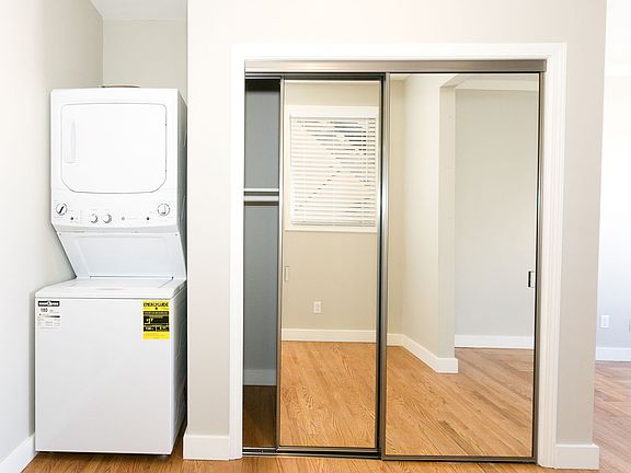 5th image of 1660 Bay St APT 305