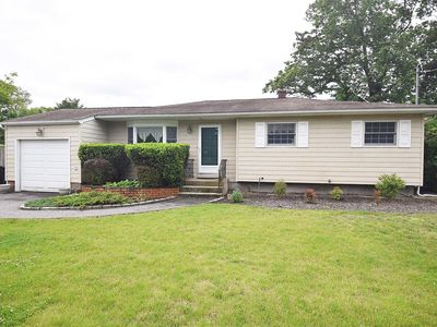 24 Rodney Avenue, Islip Terrace, NY, 11752