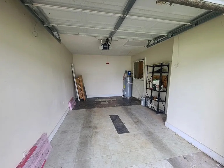 20 W Kenny Dr — Photo 3