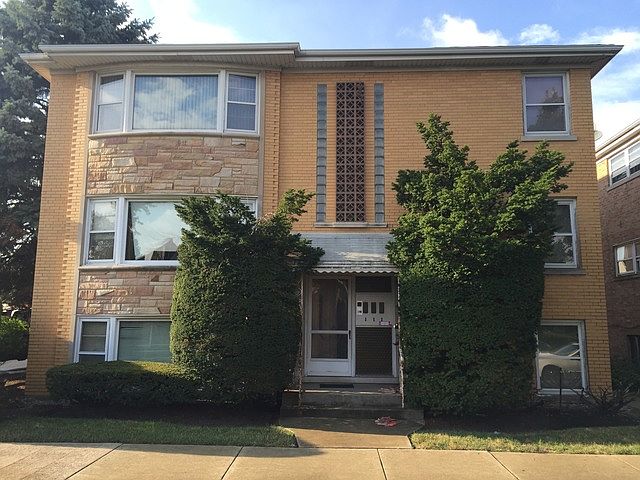 1st image of 6050 W Peterson Ave
