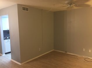 4611 W North B St APT 125, Tampa, FL 33609