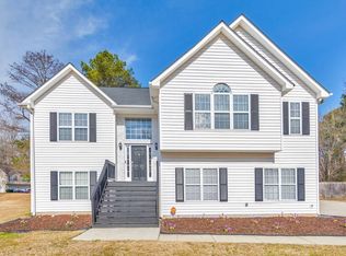 80 Pooles Bend Ct, Hiram, GA 30141