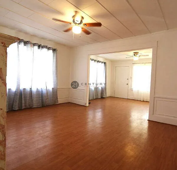 824 N Ridgewood Pl — Photo 10