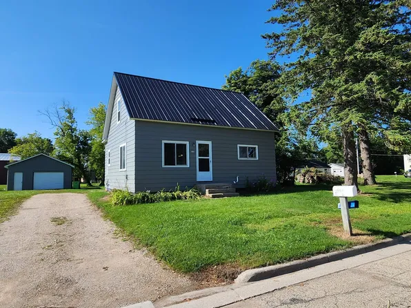 220 Van Buren St, Oconto Falls, WI 54154