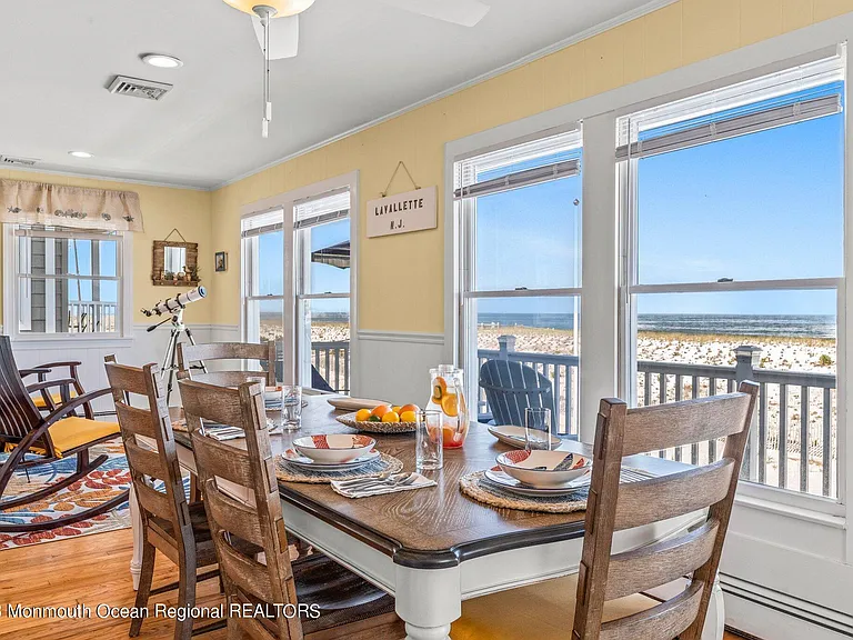 1404 Oceanfront #UPPER — Photo 22