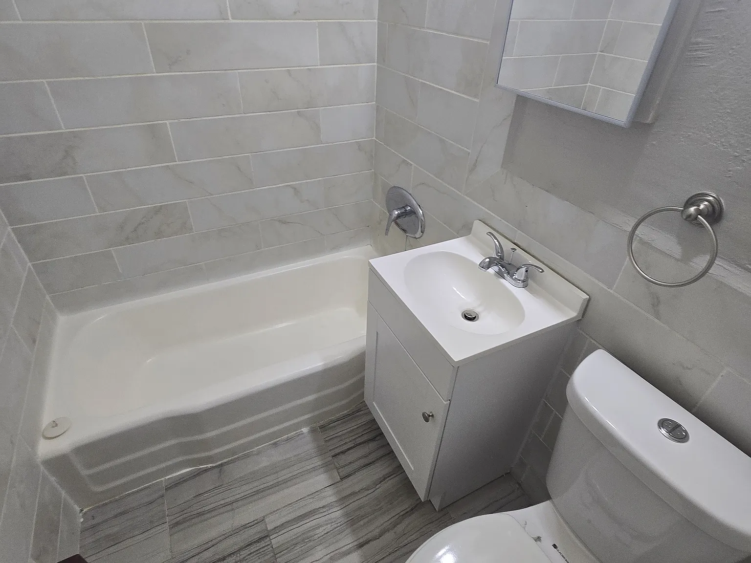 Studio, $1,200 — Photo 2