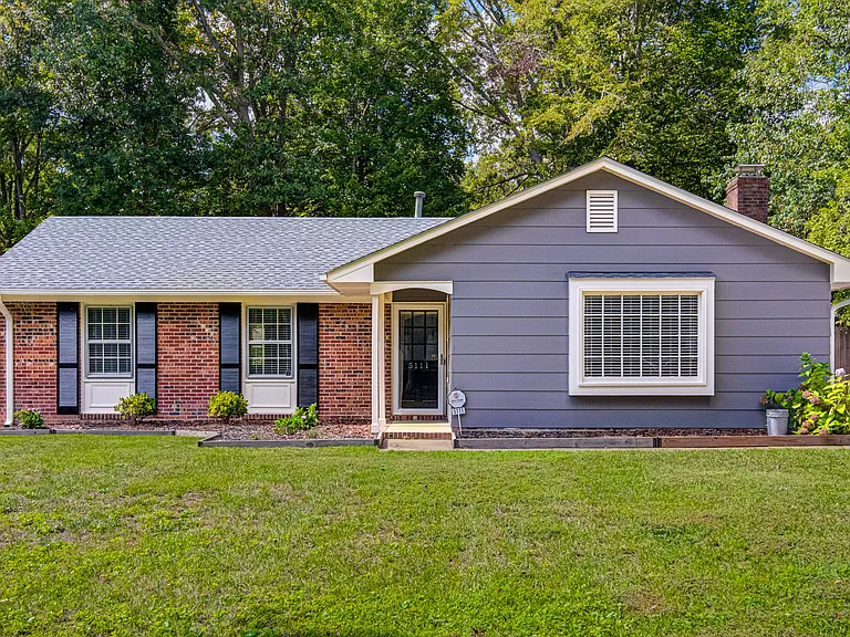 5111 Cheviot Rd — Photo 4