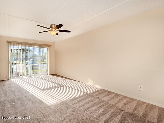 4th image of 2935 Thrush Dr APT 136