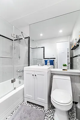 Sold by Corcoran | media 14