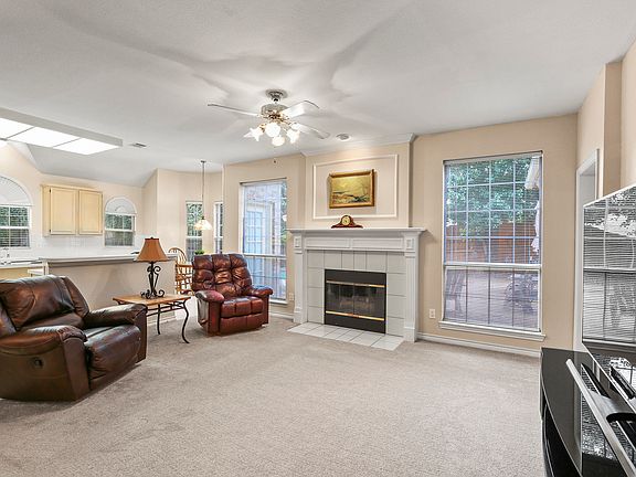 4th image of 2740 Skinner Dr