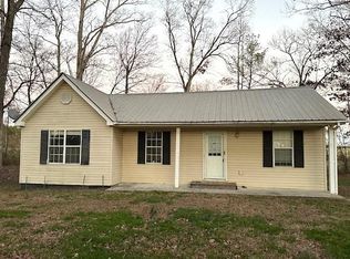 1823 Evergreen Rd NE, Resaca, GA 30735