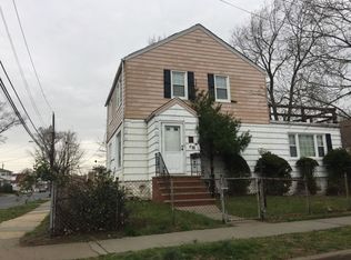68 Oceanview Ave, Valley Stream, NY 11581