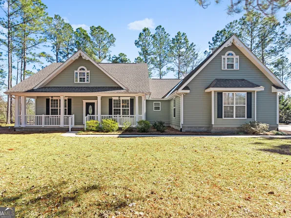 311 Holly Haven Dr, Kingsland, GA 31548