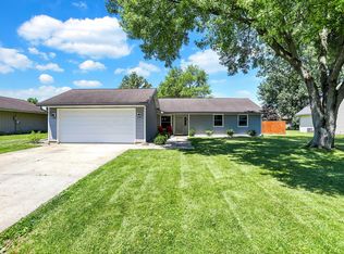 1221 N Swiss Dr, Muncie, IN 47304