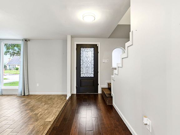 4th image of 3130 Ashlock Dr