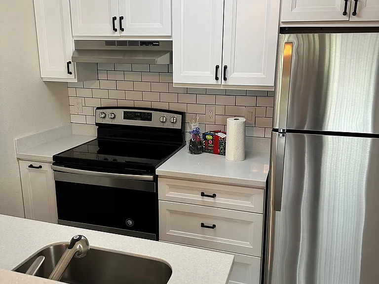 Westhampton Apartments — Photo 56