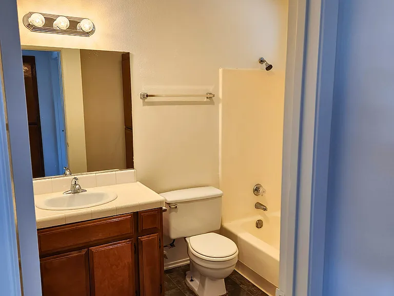 827 Grand Ave — Photo 19