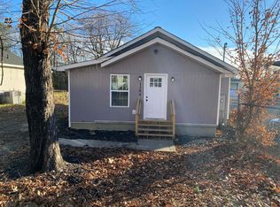 1104 May St, Dalton, GA 30721