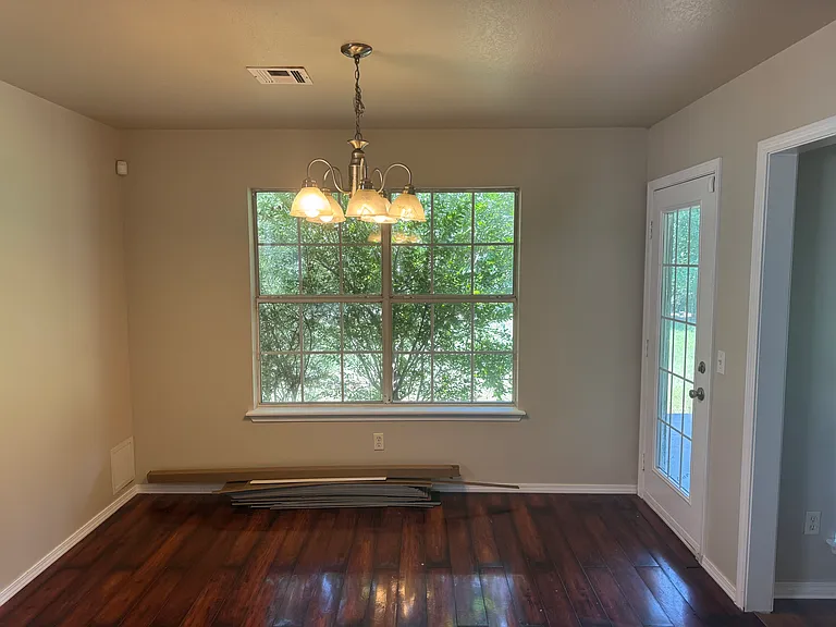 223 N Valley Dr — Photo 10
