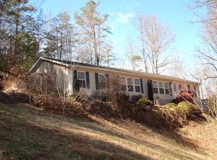 33 Rose Creek Trl, Franklin, NC 28734