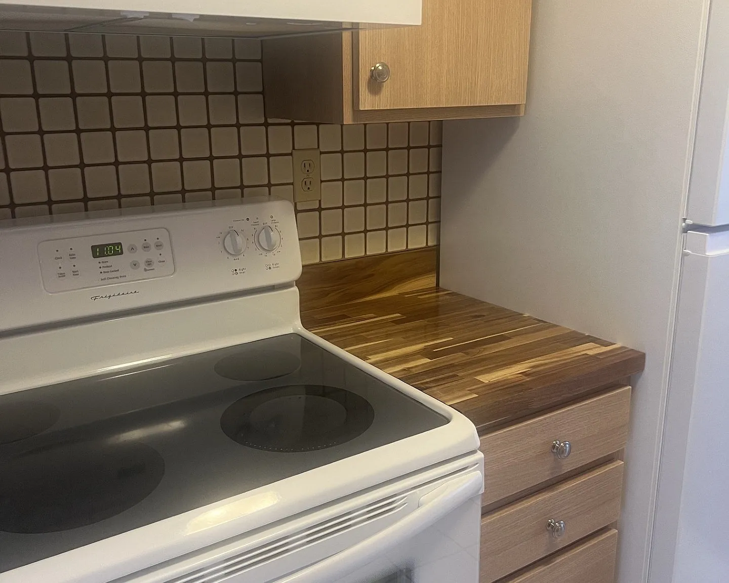 2 bed, 1.0 bath, 930 sqft, $2,100 — Photo 4