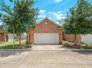 912 Sweet Pine Dr, Katy, TX 77450