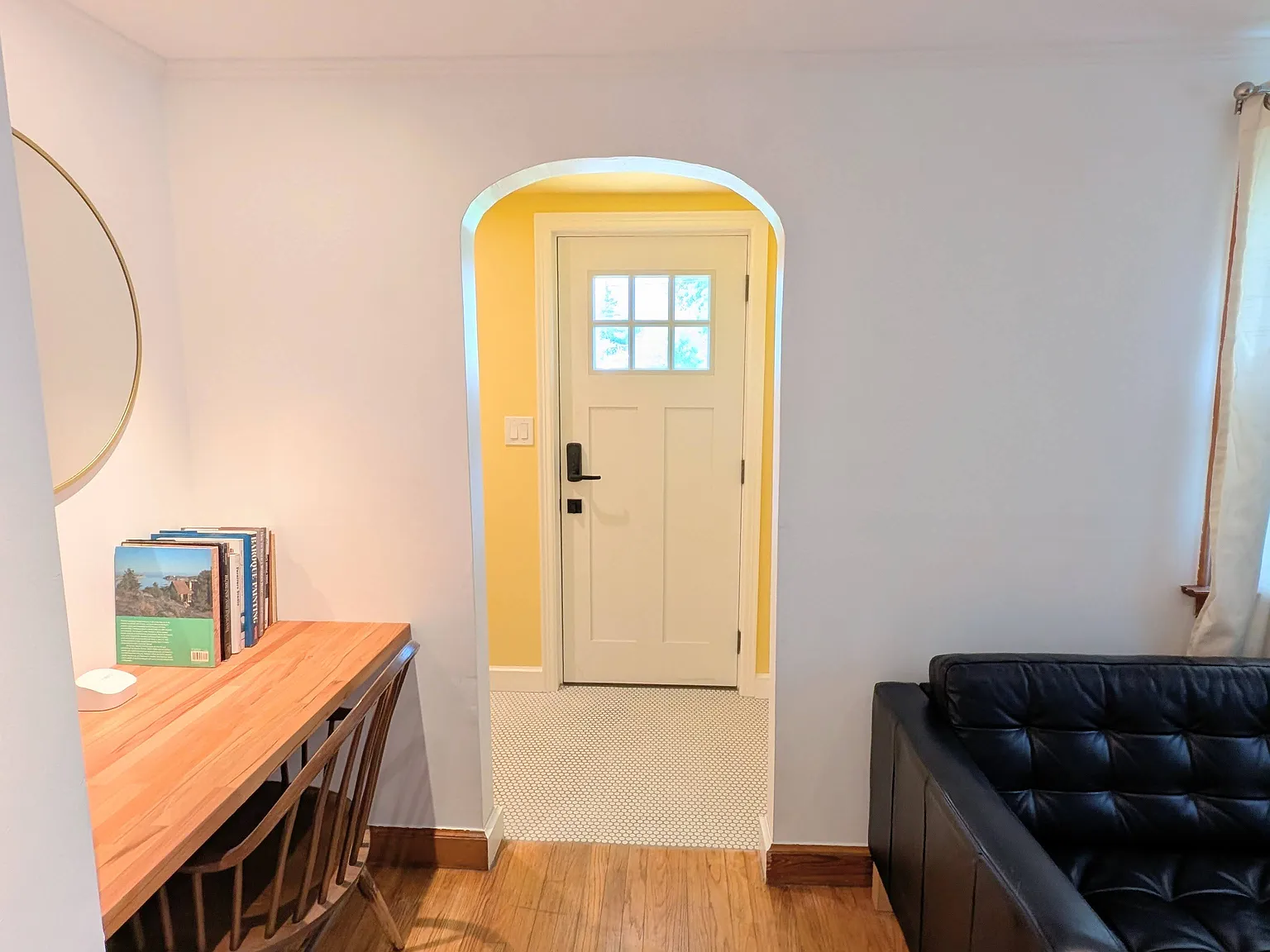 1 bed, 450 sqft, $1,800 — Photo 4
