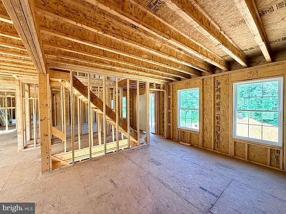 4th image of 12277 Autumn Ridge Ln