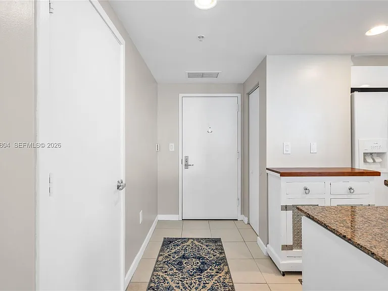 335 Biscayne Blvd #2706 — Photo 6