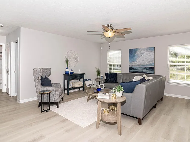 11081 Sanders Dr — Photo 7