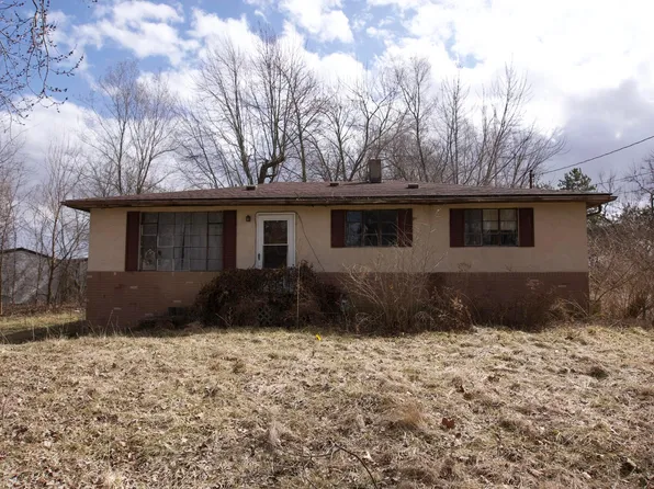 110 Crestview Dr, Cardington, OH 43315