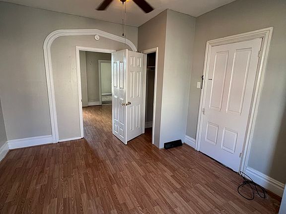3rd image of 423 N Hanover St Unit 1
