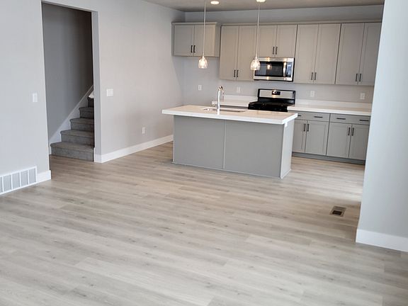 3rd image of 9787 N Aaron Ave