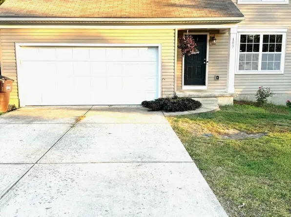 109 Moorage Ct, New Richmond, OH 45157