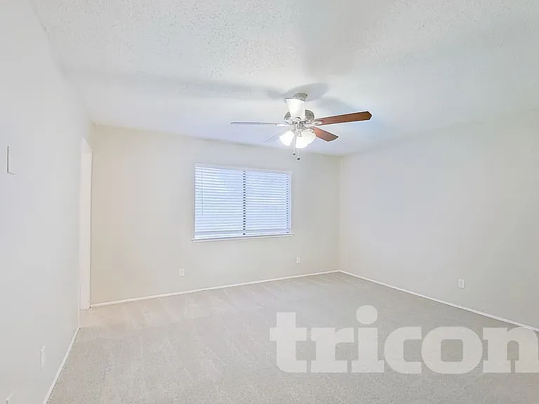 1610 Pilot Way — Photo 8