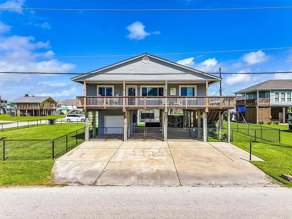 21600 Zachary Dr