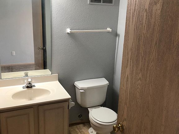 4th image of 1232 NW Phelps Dr #1234