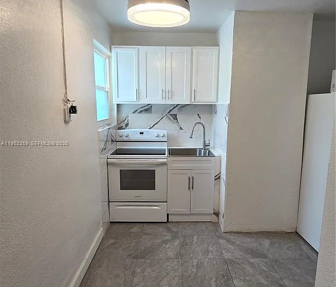 9680 NW 19th Pl — Photo 6