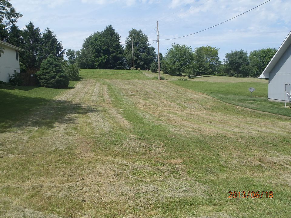 1st image of 1014 Elm Ct