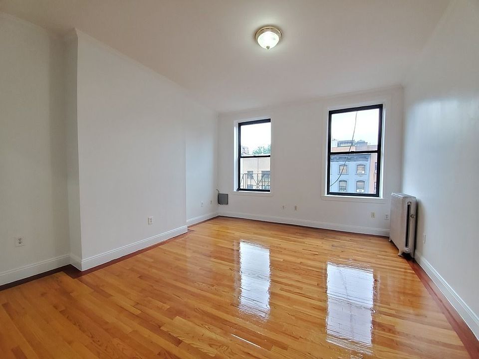 1st image of 323 W 14th St APT 10