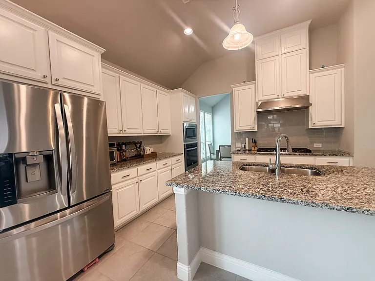 4245 Brookstone Dr — Photo 6