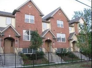 222 River Front Dr UNIT 222, Mount Prospect, IL